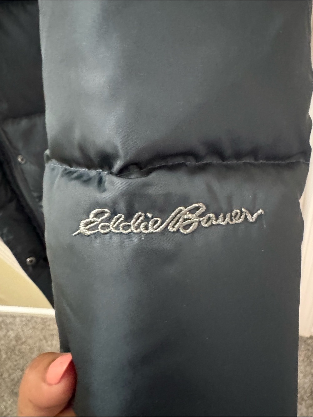 Eddie Bauer Womens Lodge
Down Duffle Coat Puffer Parka
Size SP - Picture 10 of 14